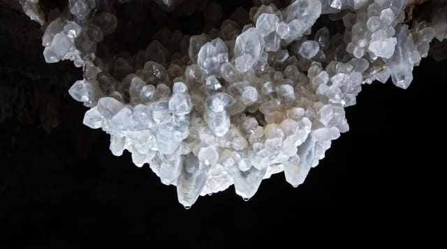 Jewel Cave