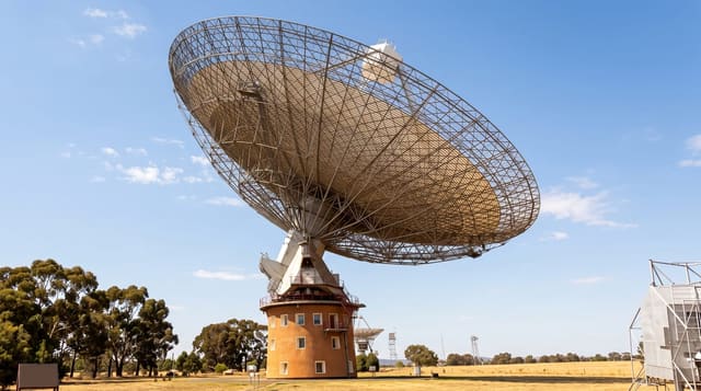 Parkes Radio Telescope