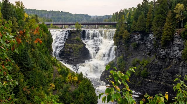 Kakabeka Falls