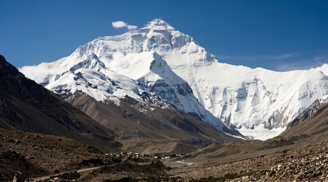 Everest North Base Camp