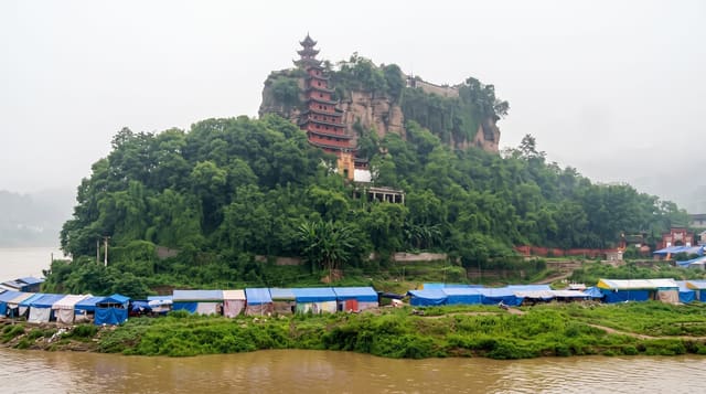 Shibaozhai