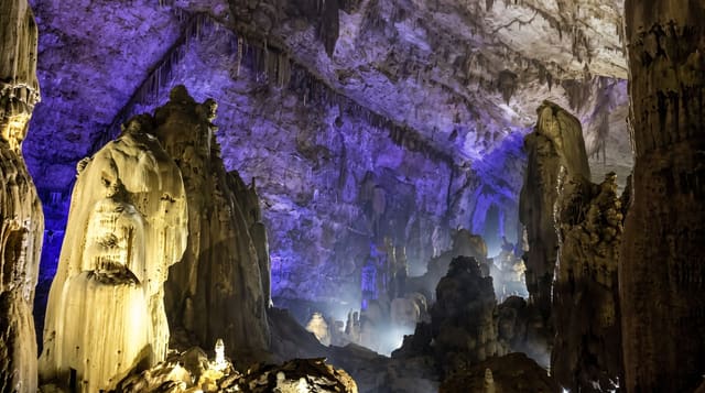 Zhijin Cave