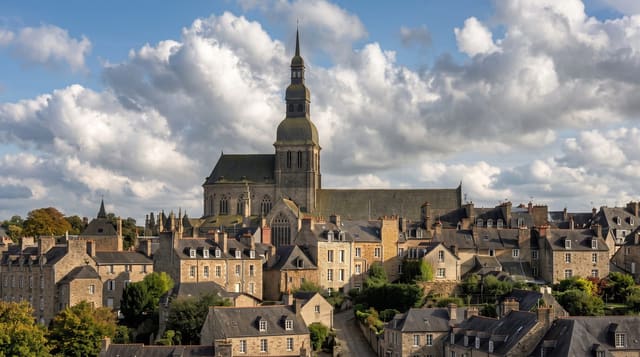 Dinan