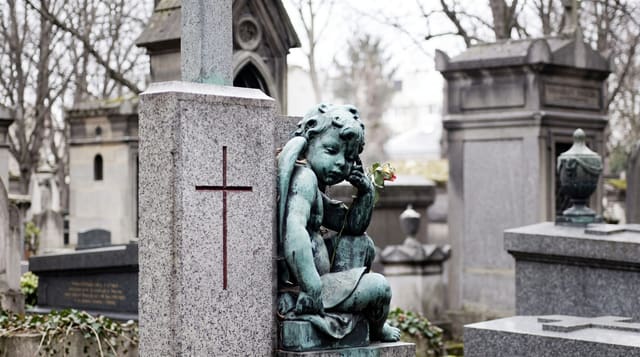 Pere Lachaise Cemetery