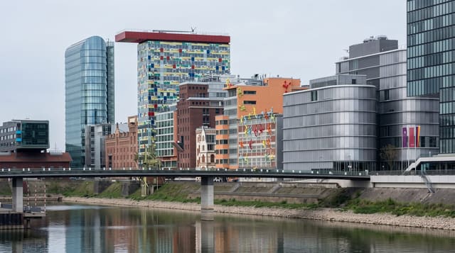 Düsseldorf MedienHafen