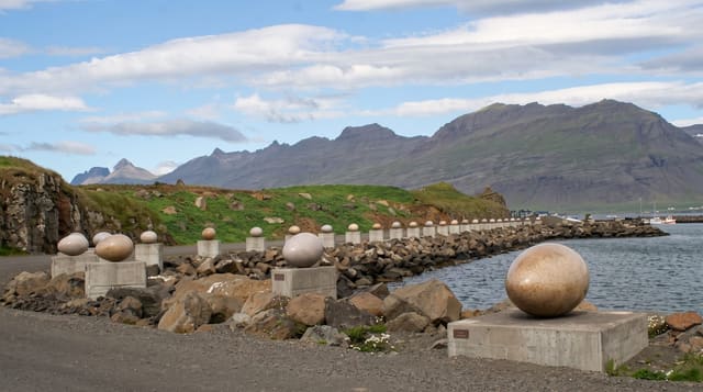 Eggin i Gledivik, Djupivogur