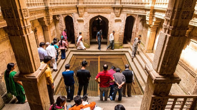 Adalaj Stepwell