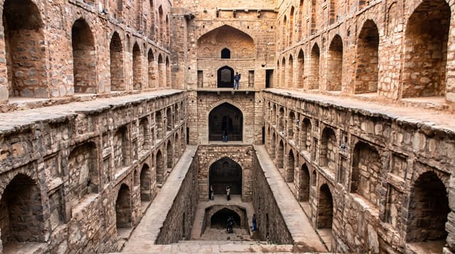 Agrasen ki Baoli