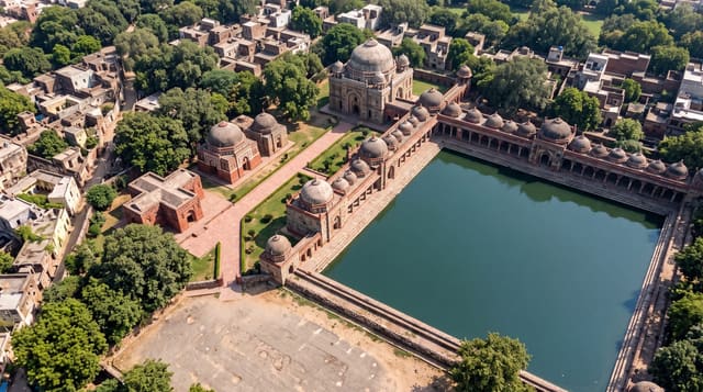 Hauz Khas Complex