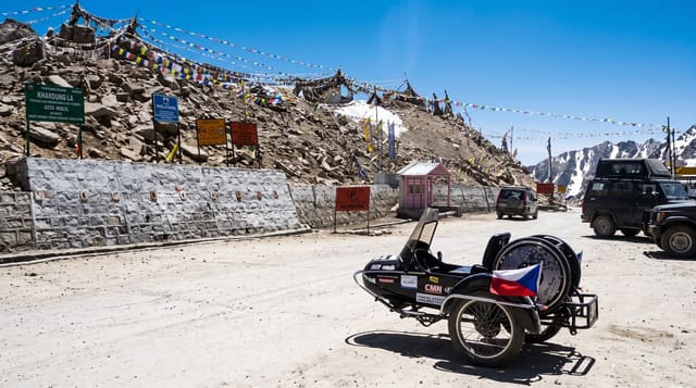 Khardung La