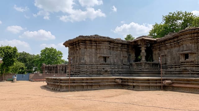 Thousand Pillar Temple