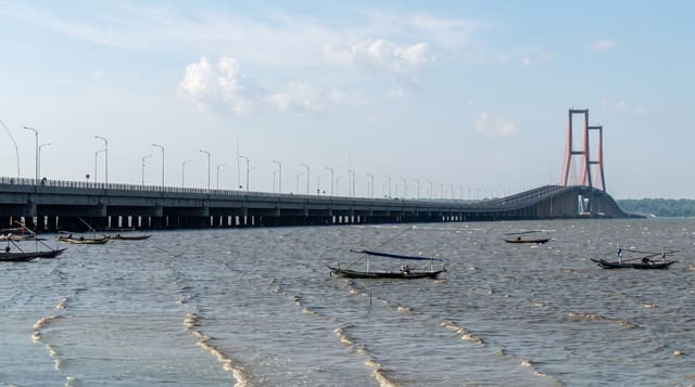 The Suramadu Bridge