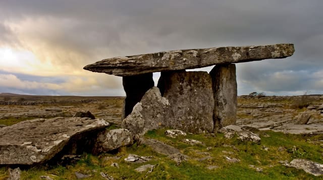 Poulnabrone Dolmen