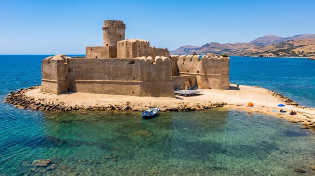 Le Castella