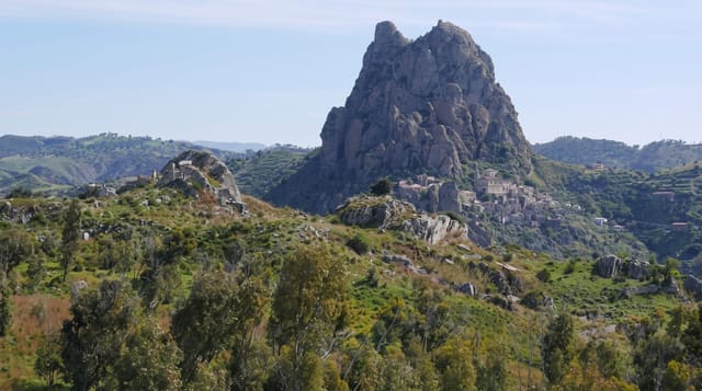 Pentedattilo