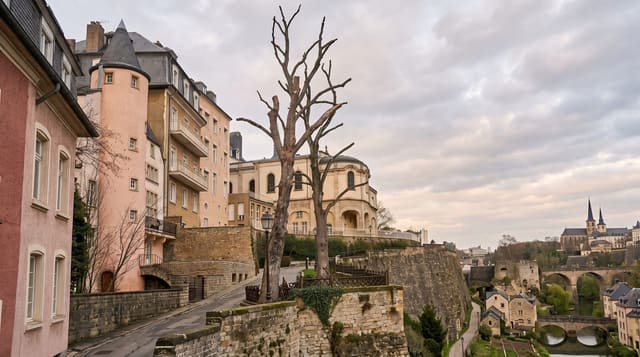 Chemin de la Corniche