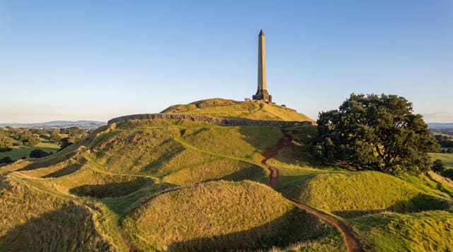Maungakiekie / One Tree Hill