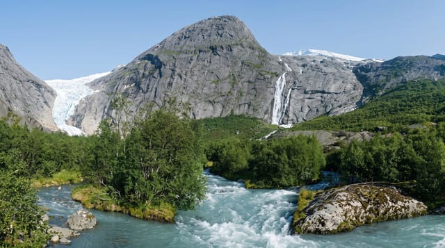 Briksdalsbreen
