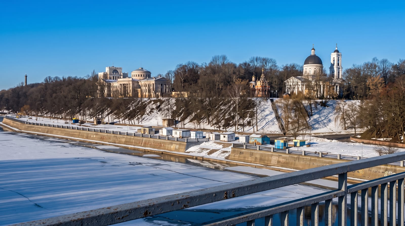 The Gomel Palace and Park