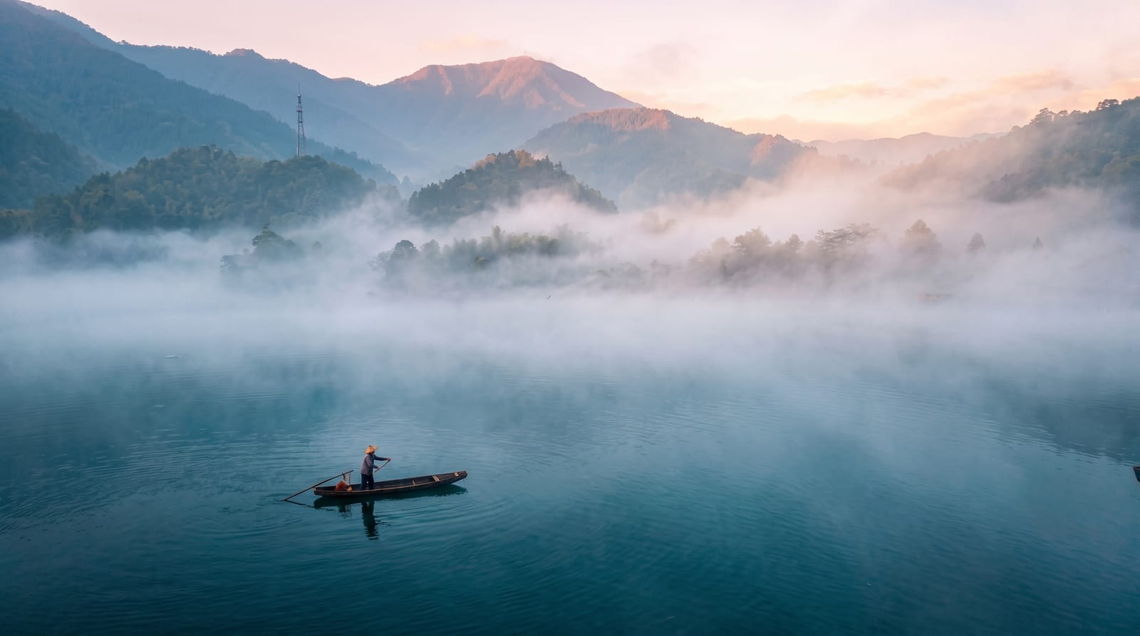 Dongjiang Lake