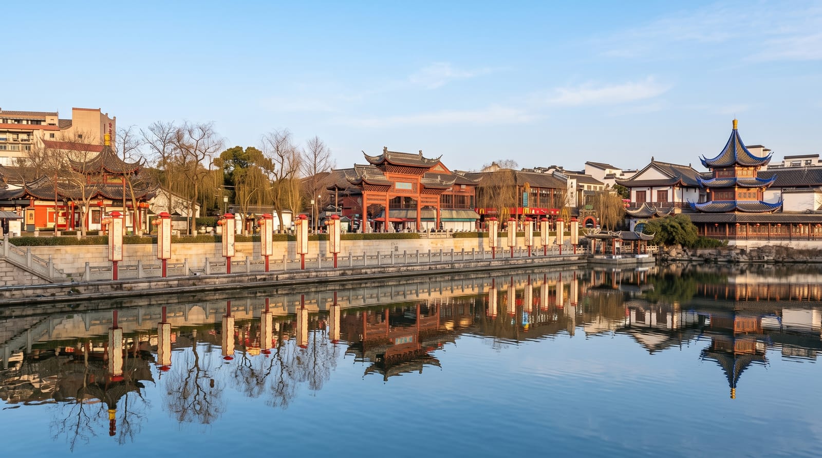 Qinhuai River and Confucius Temple