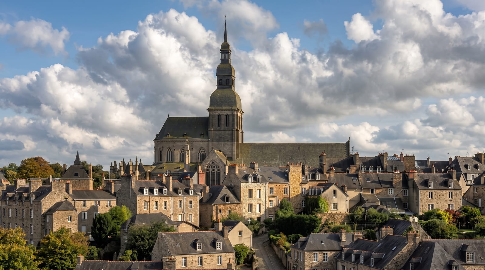 Dinan