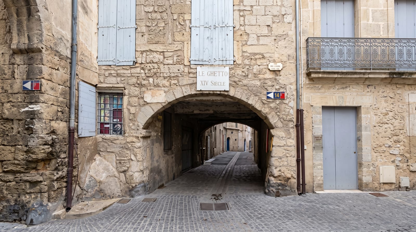 Pezenas
