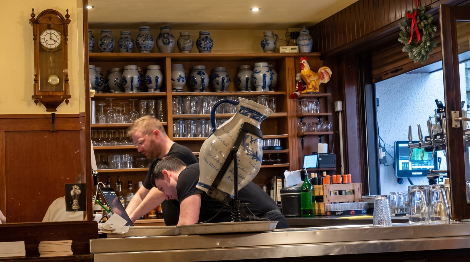 Frankfurt Apfelwein Taverns