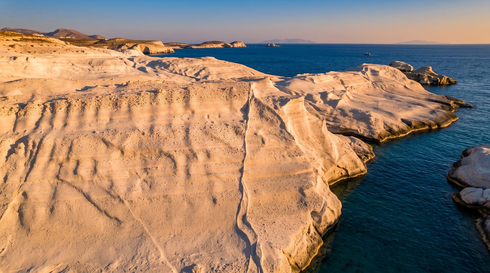 Milos and Sarakiniko