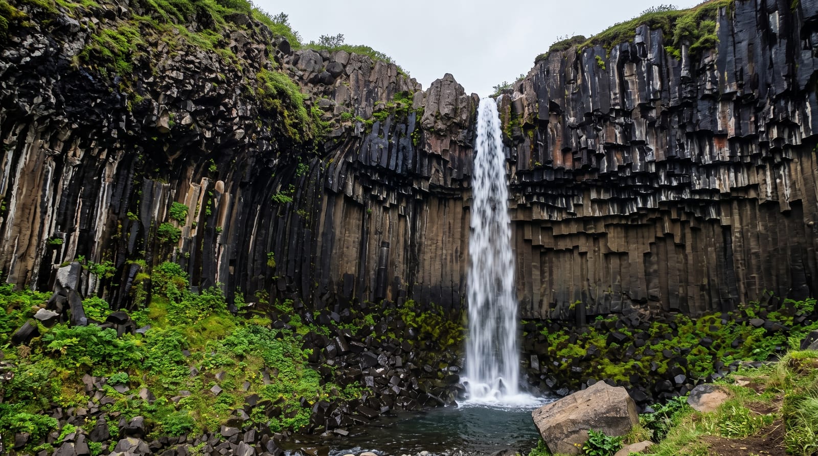 Svartifoss