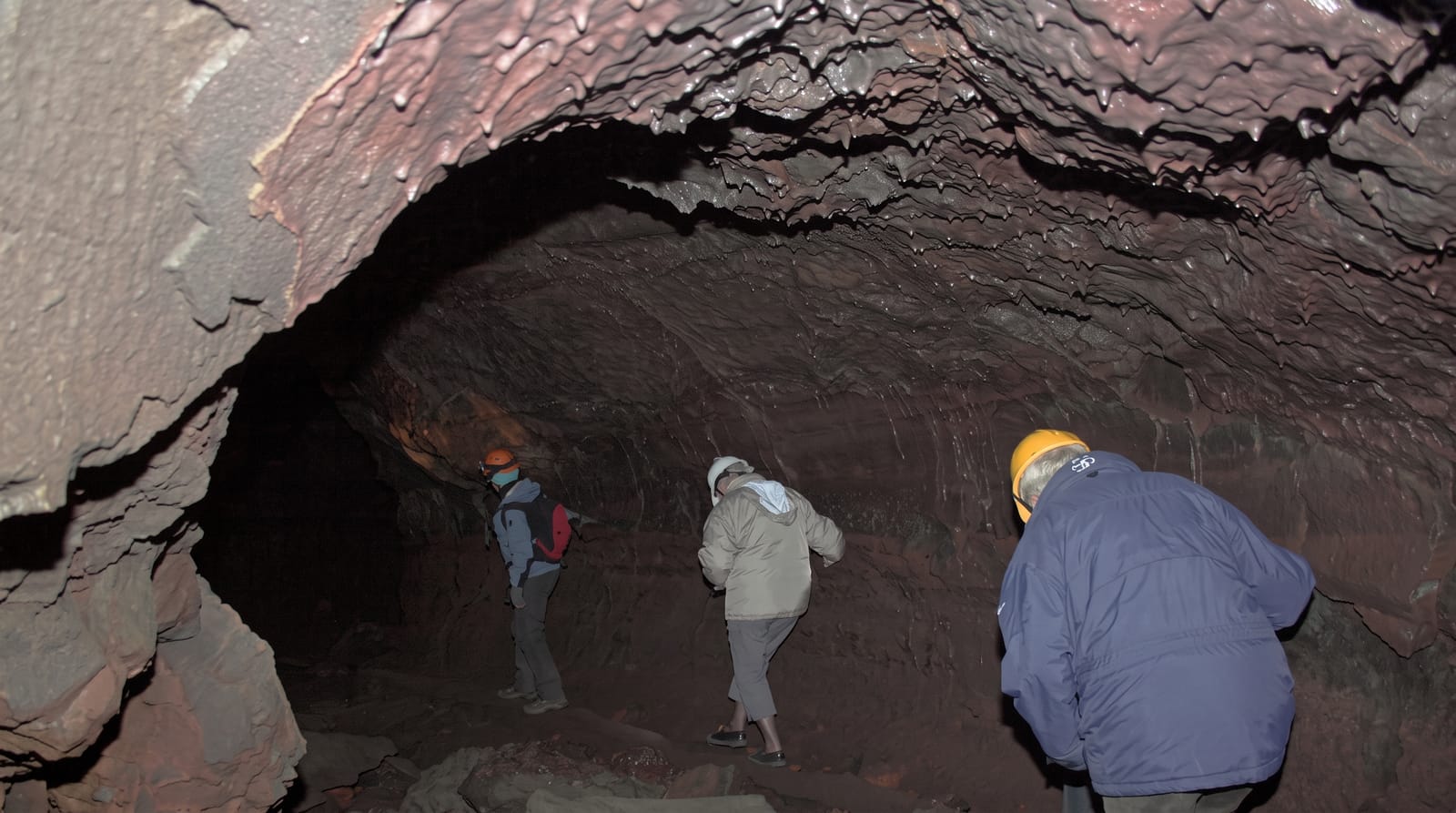 Vidgelmir Lava Cave