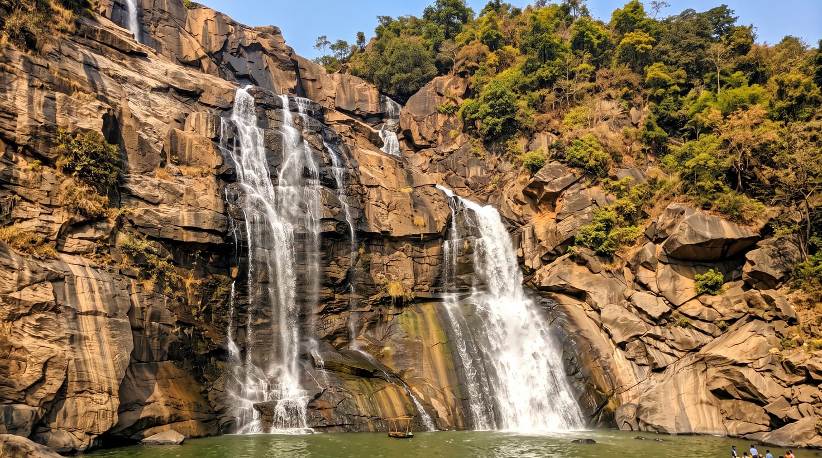 Hundru Falls