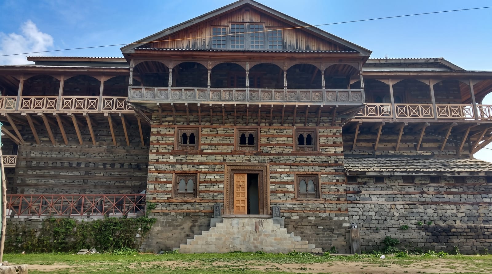 Naggar Castle