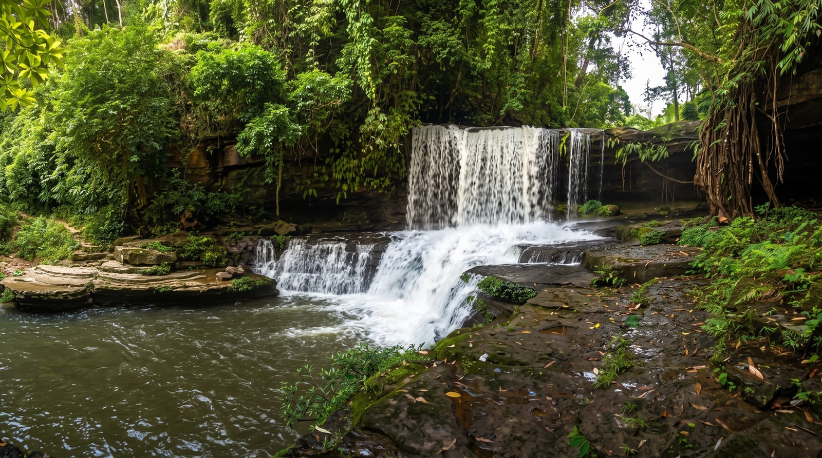Vantawng Falls
