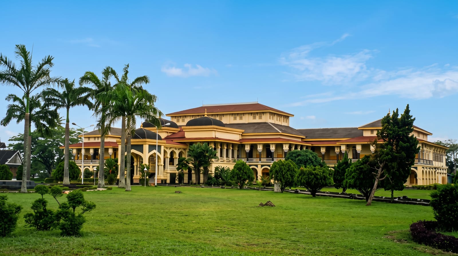 Istana Maimun