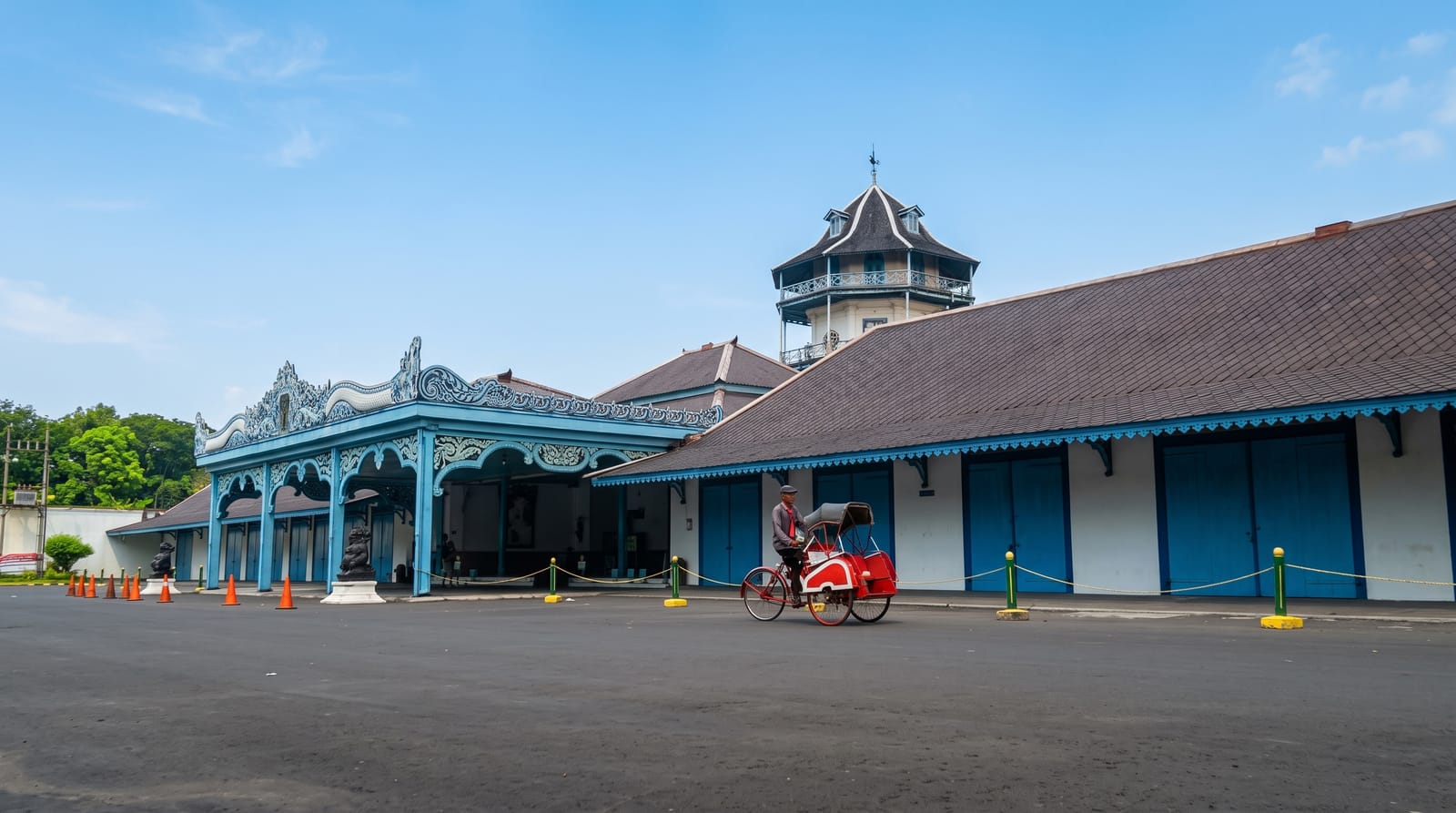 The Kratons of Surakarta