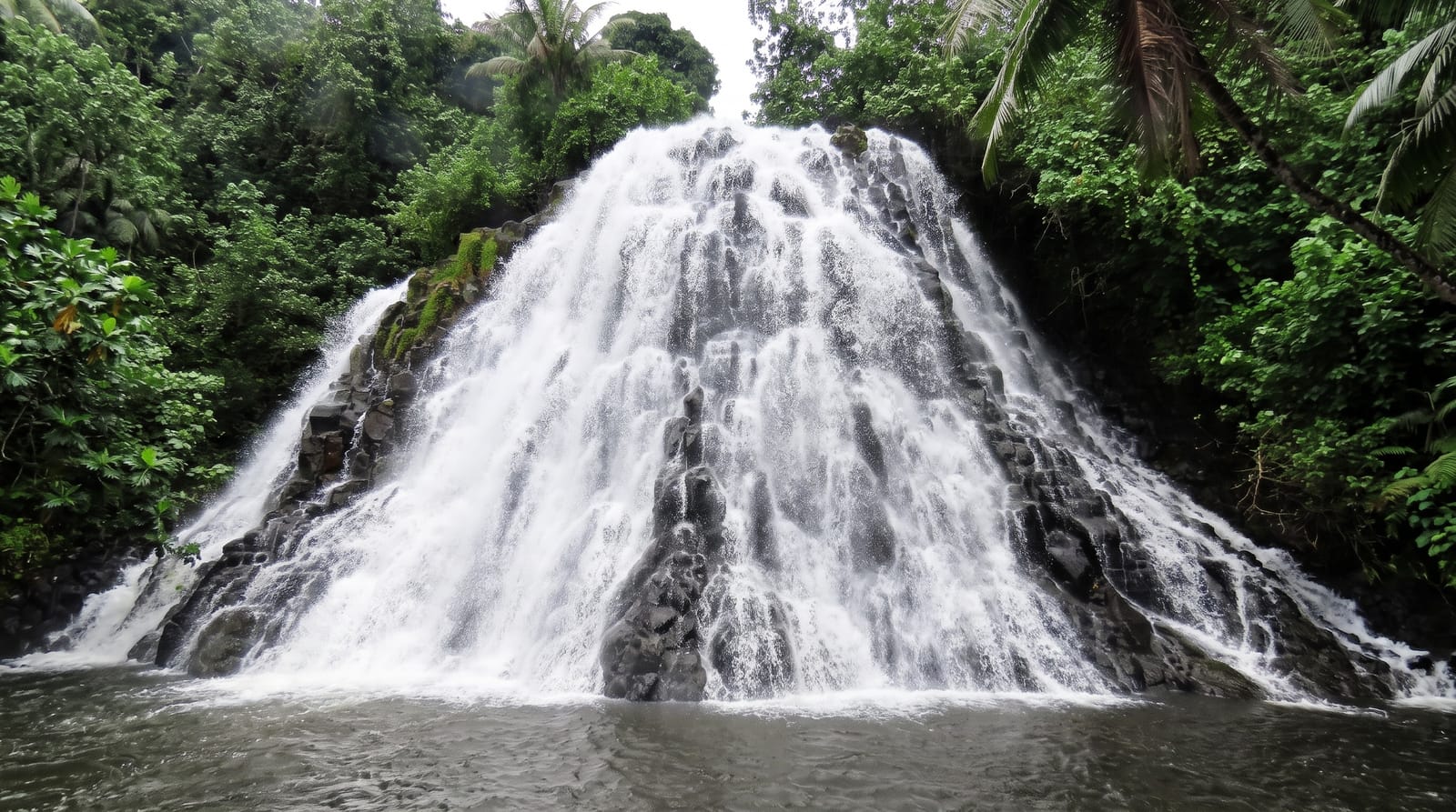 Kepirohi Falls