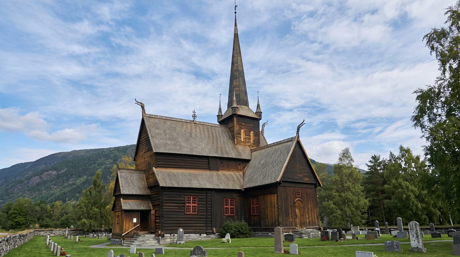 Lom Stave Church