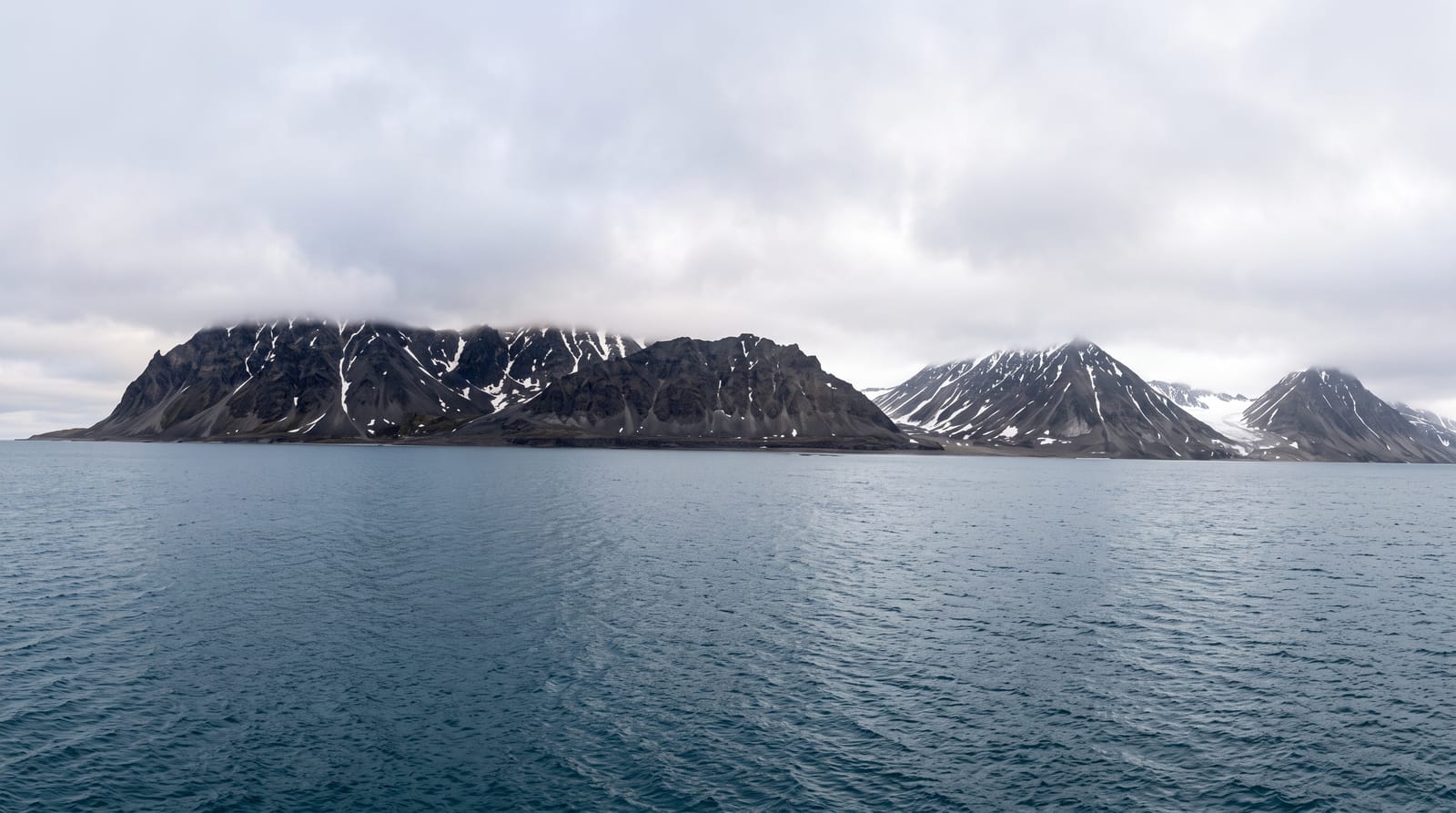 Magdalenefjorden