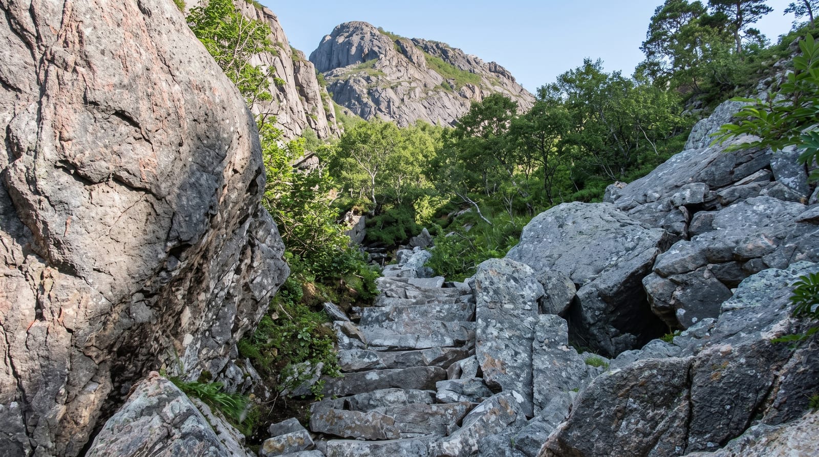 Torghatten