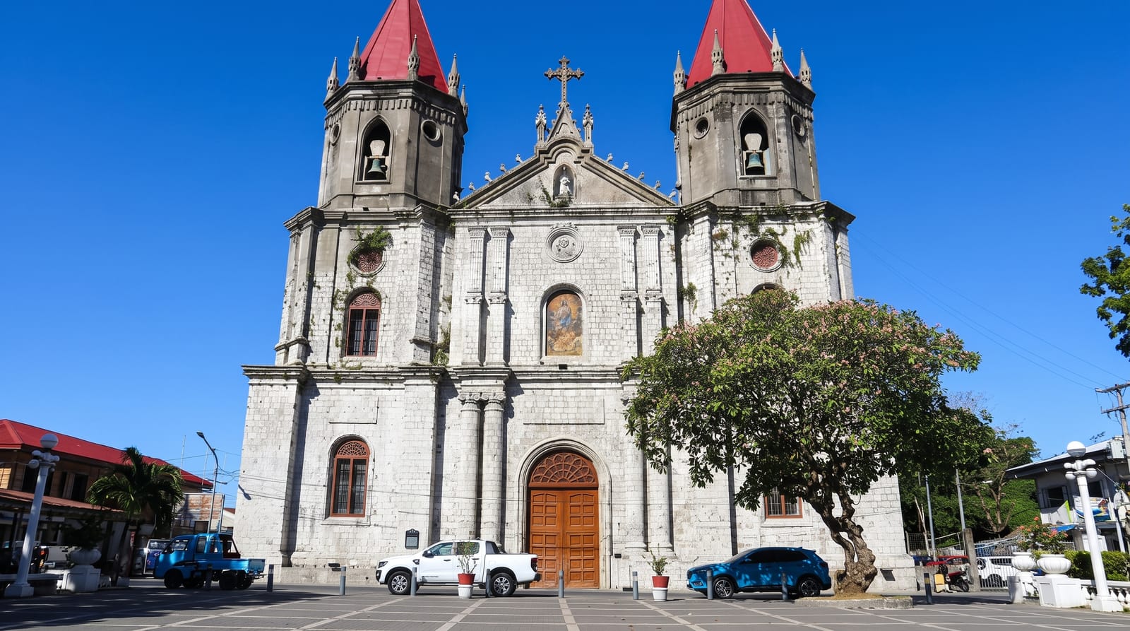 Molo Church