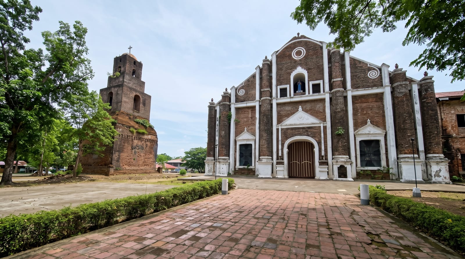 Sarrat Church