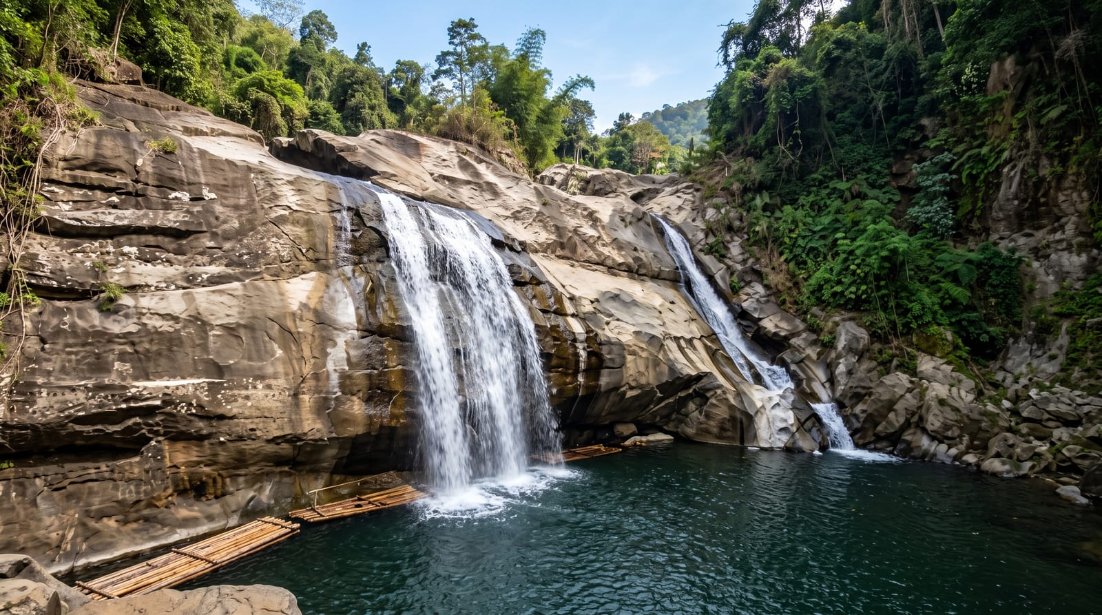 Tangadan Falls