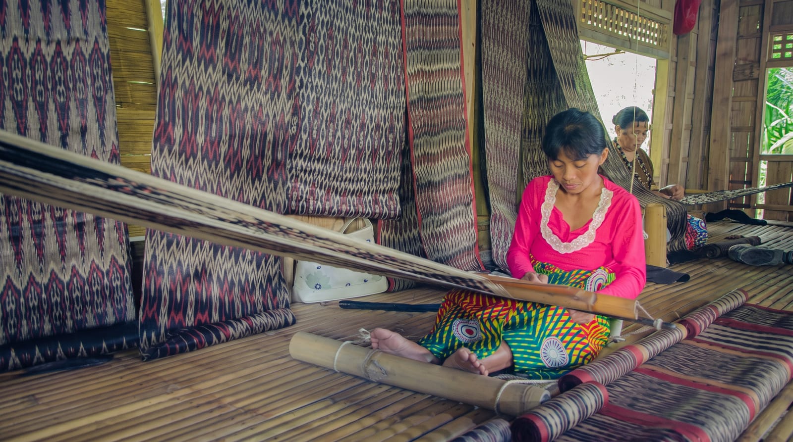 T'nalak Weaving at Lake Sebu