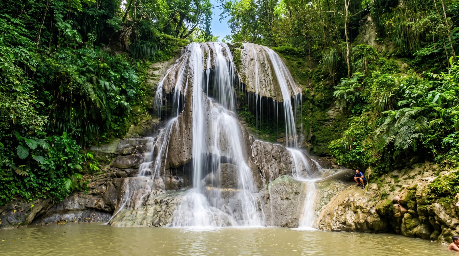 Gozalandia Falls