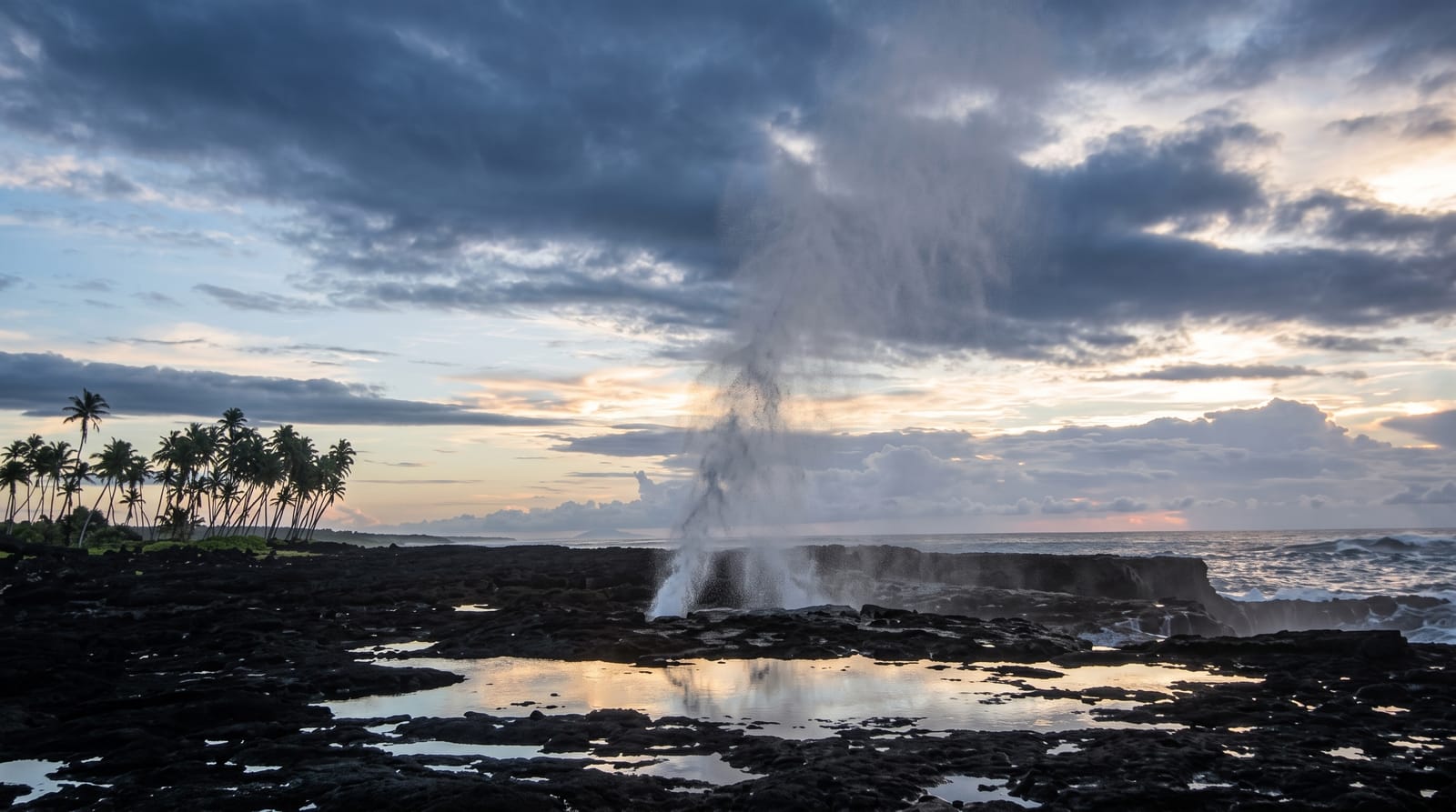 Alofaaga Blowholes