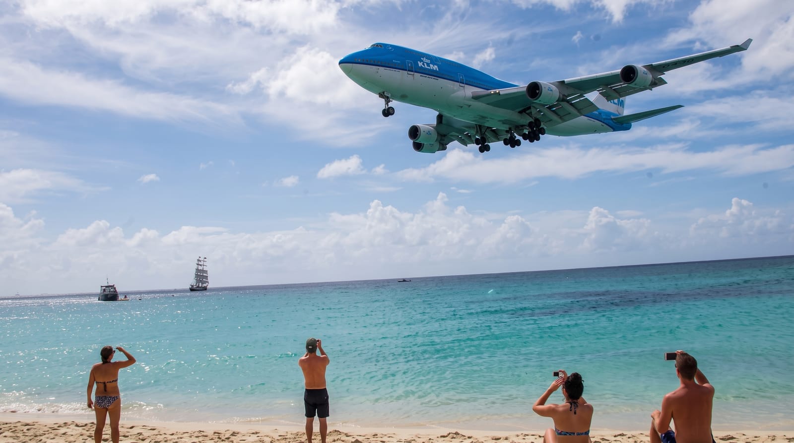 Maho Beach and the Planes