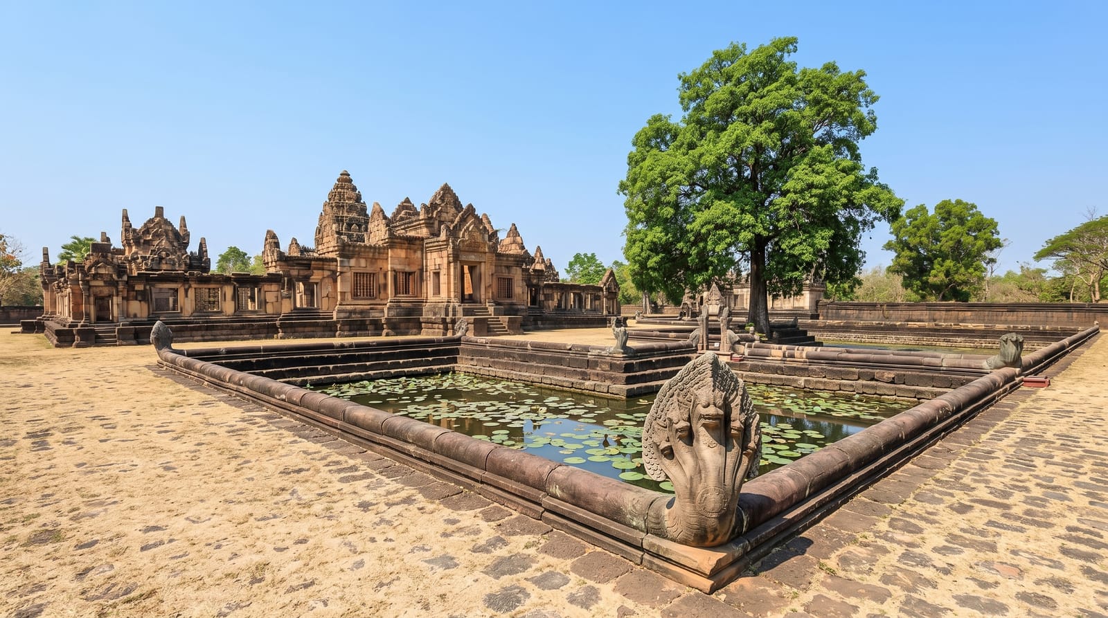 Prasat Muang Tam