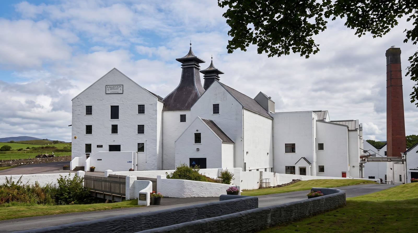 Islay Whisky Distilleries